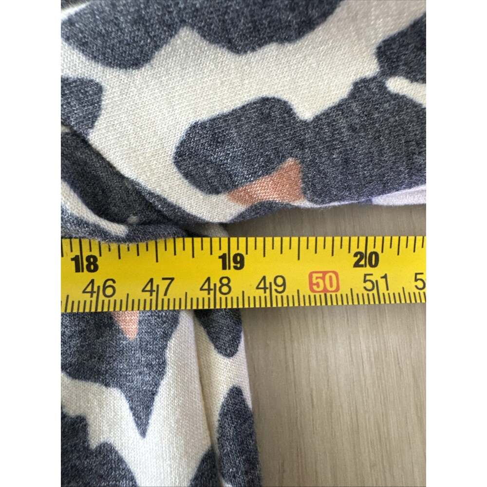 anne klein Long Sleeve Animal Print Sweat Shirt Size Medium Crew Neck - Picture 8 of 10